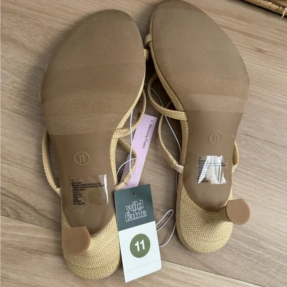 NWT! Wild Fable Brodie Strappy Raffia Charm Heels - Memory foam - Picture 9 of 14